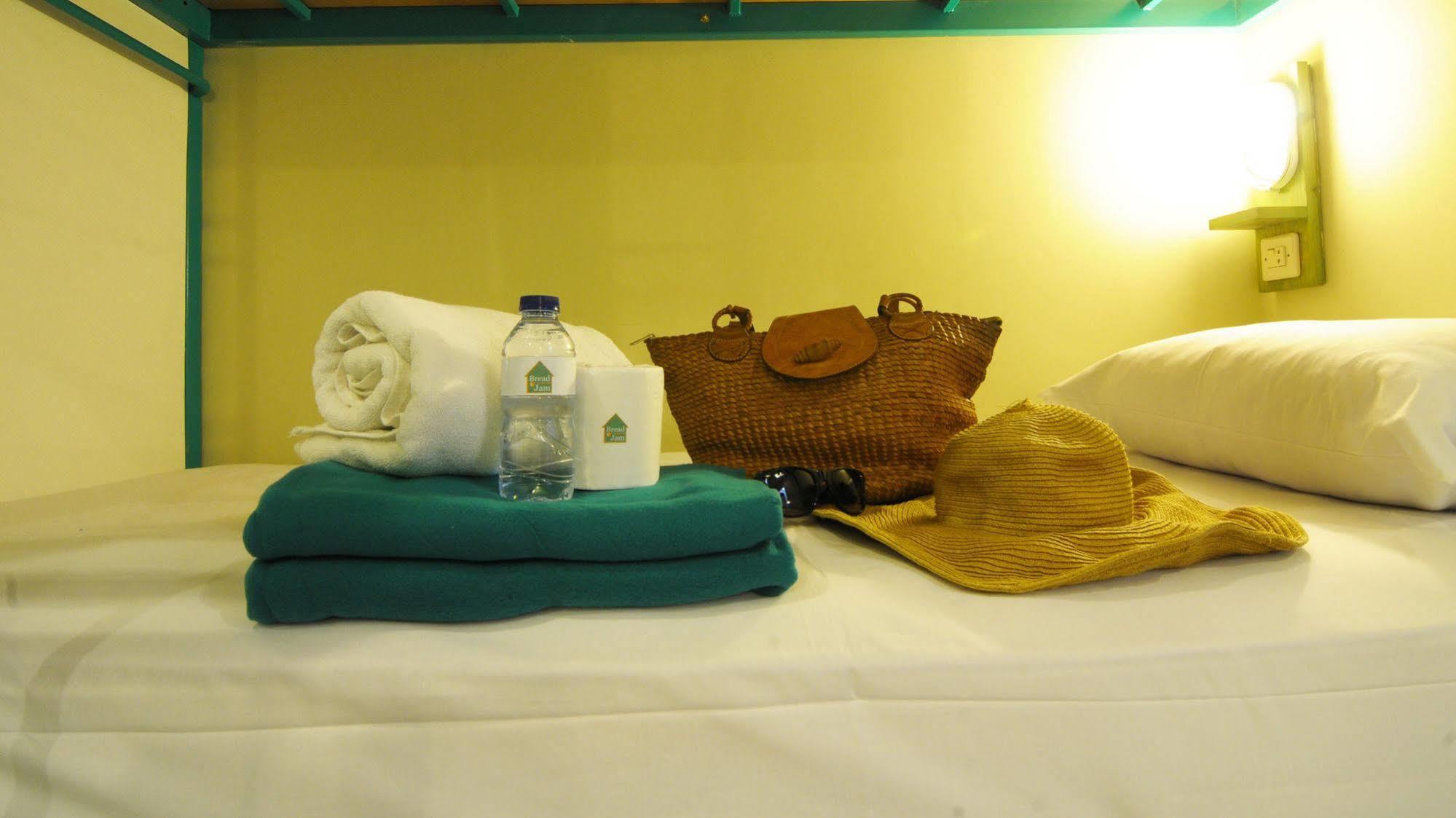Bread And Jam Hostel Kuta Lombok Zewnętrze zdjęcie